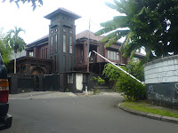 Desain Rumah Ahmad Dhani