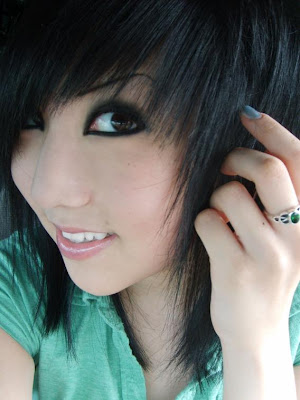 Short Emo Hairstyles