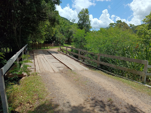 Cascata do Chuvisqueiro, Riozinho, RS