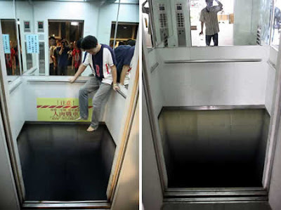 Elevator Floor Illusion - 3D Optical Illusion