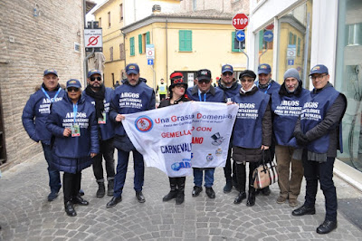 Il Gruppo di Volontari dell'Associazione ARGOS Forze di Polizia Fano - Marche -  Gemellaggio con lo storico Carnevale di Fano