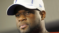 Vince Young Packers Back Up 