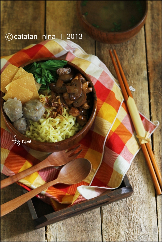 MIE AYAM JAMUR - Catatan-Nina  Aneka Resep Masakan Rumah 