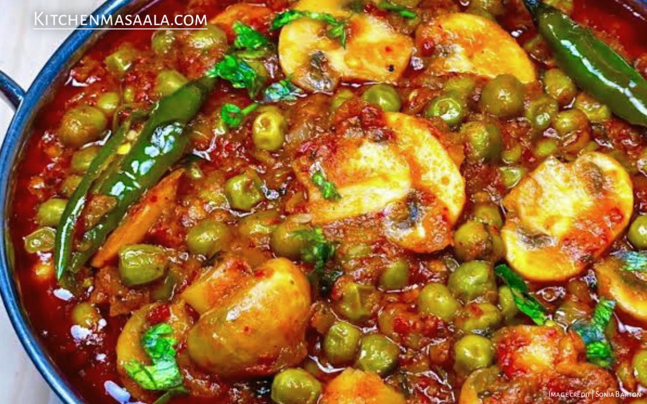 मशरूम की सब्जी इस प्रकार बनायेगे तो आप सभी उंगलियां चाटते रह जाएंगे || Mushroom ki sabji recipe in Hindi, Mushroom ki sabji image, मशरूम की सब्जी फोटो, Kitchenmasaala