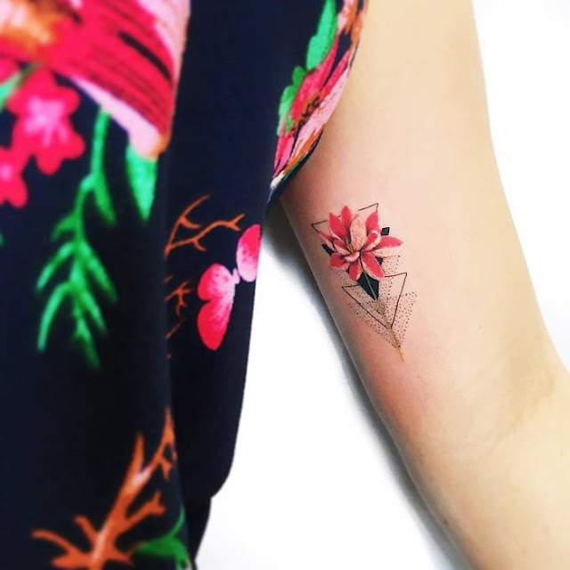 Tatuagens femininas delicadas - 100 ideias para inspirar vocês para a próxima tattoo