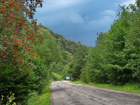 в горах дождь