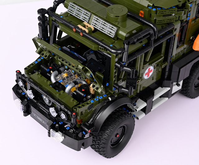 Nifeliz Off-Road Ambulance Truck Compatible With Lego Technic