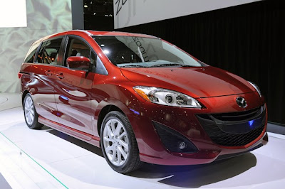 One of the new Mazda Motor Show Los Angeles is the 2012 Mazda5