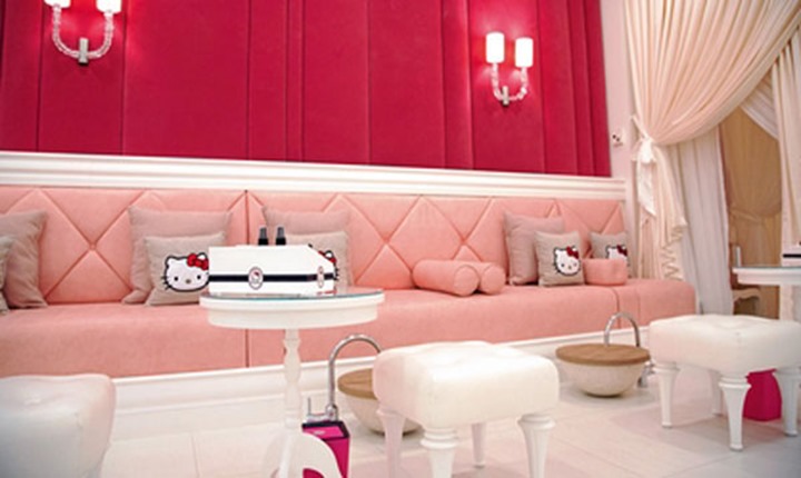 Hello-Kitty-beauty-spa-in-Dubai-8