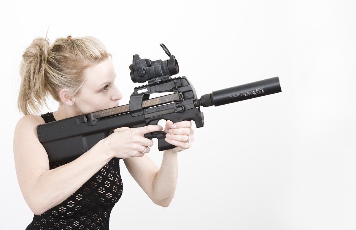 Sfera Gun Club: A Girl And A Gun