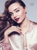 Miranda Kerr Pose for Vogue Australia April 2013