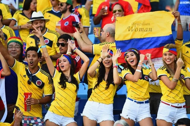 Torcedoras colombianas gostosas