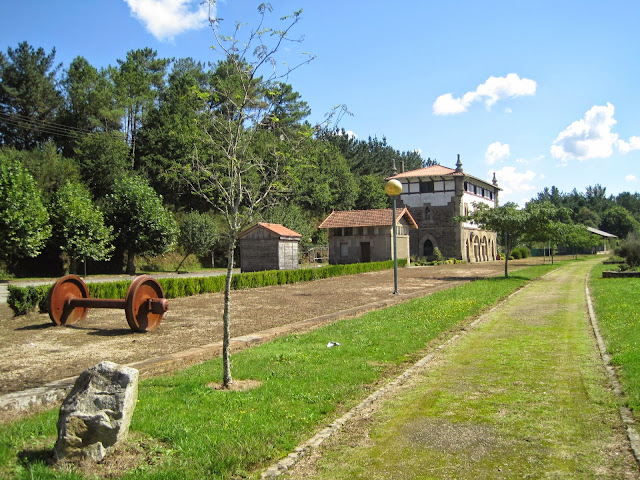 Antigua Estación de ferrocarril de A Pontagra en Ordes