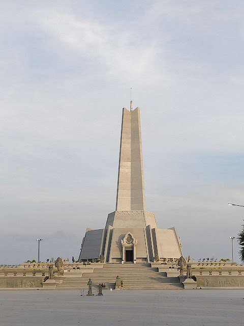 វិមានឈ្នះៗ Win Win Memorial