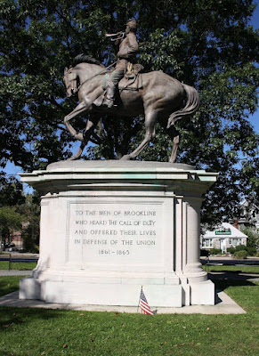 Brookline's 1915 Civil War statue