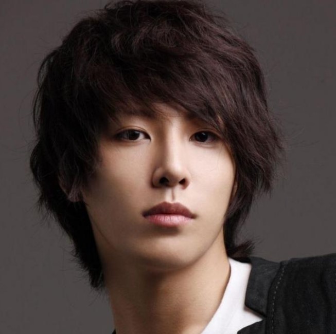   35 Gaya Rambut  Ala Pria Korea  Terbaik Yang Rapi Samping  