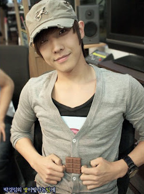 Lee Joon MBLAQ Chocolate abs