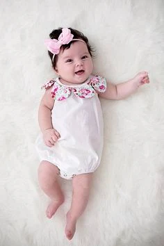 Cute baby pic girl - cute baby pic download - cute baby pic hd - twin baby picture - cute baby picture - NeotericIT.com