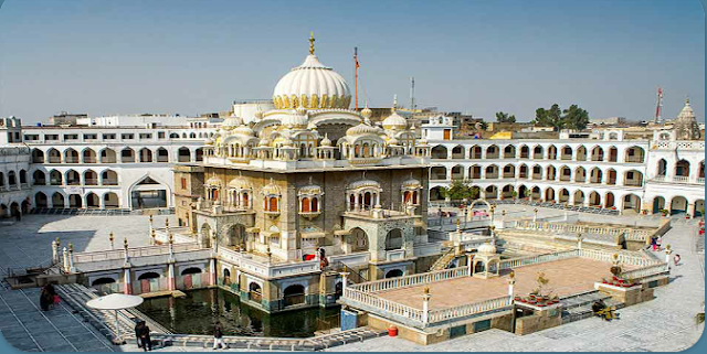 Guess the name of the famous Gurdwara shown below?