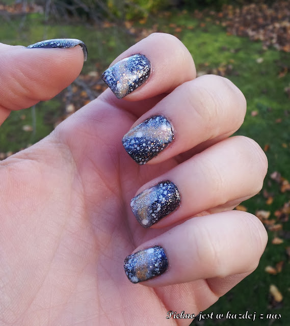 Galaxy nails