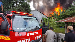 Dua Rumah di Manding Polman Ludes Terbakar