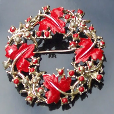 Red enamel Jewelcraft brooch Christmas