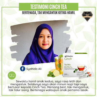 Cinch® Tea Mix sangat popular terutama bagi mereka yang sedang mencari minuman untuk meningkatkan metabolisma, tenaga badan, untuk mengurangkan inci dan kurus terutama di bahagian perut dan peha serta bagi mereka yang terlalu ketagih dengan minuman manis dan minuman 3 dalam 1. Selain itu, ia juga teh pilihan bagi mengatasi masalah terlalu letih dan mengantuk serta peneman ketika perlu travel jauh dan memandu dalam jarak yang jauh dan lama.  Pengenalan Cinch® Tea Mix Shaklee  Teh ini dikenali sebagai Cinch® ENERGY Tea Mix. Produk yang sangat eksklusif dan juga turut dikenali sebagai teh hilangkan mengantuk. Gabungan 3 jenis teh iaitu >> Teh Putih, Teh Merah dan Teh Hijau Redka.  Dalam sekotak Cinch® Tea Mix, mengandungi 28 energy sachets. Cara bancuhan yang sangat mudah, boleh disediakan dengan air sejuk atau panas. Tiada kandungan gula (zero sugar) dan memiliki bau yang sangat harum. Cinch® Tea Mix minuman terbaik bagi menggantikan nescafe dan air kaffein. Gabungan 3 Jenis Teh : Tingkatkan Tenaga & Metabolisma Serbuk Teh Hijau Redka (Redka Green Tea Powder) Ekstrak Teh Merah (Red Tea Extract) Teh Putih (White Tea)  Cadangan Cara Bancuh Cinch® Tea Mix  Masukkan 1 sachet ke dalam air sejuk atau air panas >> Siap untuk di minum.  Boleh campur dengan madu/lemon Boleh bancuh terus dalam air mineral dan minum Keistimewaan Cinch® Tea Mix dan Kelainannya Berbanding Teh Lain Selamat dan semulajadi Penggalak tenaga semulajadi (energy booster) Tambahan taurina yang terbukti secara penyelidikan untuk meningkatkan tenaga dan ketahanan badan Alternatif terbaik bagi menggantikan minuman berkaffein, soda atau minuman manis Tanpa gelatin Tiada perisa dan perasa tiruan Tiada bahan pewarna dan pengawet Tiada gula dan sebarang bahan pemanis Fungsi dan Kebaikan Cinch® Tea Mix Shaklee Untuk menggantikan minuman tinggi kaffein Lebih berkhasiat daripada minuman kaffein Sumber penggalak tenaga Memberikan rangsangan kepada badan untuk penghasilan tenaga Membantu mengurangkan inch loss Memecahkan lemak Menguruskan badan Penggalak fokus, membantu bekerja dengan lebih fokus Mengawal selera makan Mengelakkan diri daripada mengunyah makanan selalu Meningkatkan metabolisma  Meningkatkan pembakaran lemak 3 kali ganda terutama bagi yang bersenam Siapa Sesuai Cinch® Tea Mix? Atlet sukan Mereka yang susah fokus Selalu letih dan mengantuk Sering travel jauh Memandu jarak jauh dan tempoh yang lama Ingin mengurangkan ketagihan terhadap minuman manis dan 3-in-1 Sering lesu dalam kehidupan harian Pekerja syif yang tak menentu Pekerja yang banyak bekerja di waktu malam Pelajar yang nak stay up belajar lebih masa Nak kuruskan badan Nak hilangkan inch loss Ingin meningkatkan metabolisma badan Mahu mengurangkan selera makan Mahu mengurangkan craving makanan yang tidak berkhasiat  Testimoni Cinch® Tea Mix     1. Pengganti minuman berkaffein dan 3-in-1  Testimoni Cinch® Tea Mix shaklee gantikan nescafe Saya minum Cinch Tea untuk ganti nescafe, tahan mengantuk pagi dan lepas lunch. Selepas minum Cinch Tea terus rasa segar! Tak perlu buang masa dengan tidur. Testimoni Cinch® Tea Mix shaklee alternatif kopi untuk stay up Cinch Tea best! Alternatif kopi masa study dulu untuk stau up. Setiap kali minum mata cerah dan metabolisma meningkat.   2. Bertenaga Stay-Up Malam dan Bekerja Malam   Testimoni Cinch® Tea Mix shaklee stay up malam Badan segar. Siapa jenis stay up malam bangun 2-3 pagi, minumlah Cinch Tea. Tak mengantuk nanti. Testimoni Cinch® Tea Mix shaklee stay up malam Jam 5 petang minum Cinch Tea sebelum jogging. Hasilnya tak mengantuk sampai jam 1 pagi walaupun siang tak rehat! Sangat sesuai untuk orang yang nak stay up — memang bagi energy.  Testimoni Cinch® Tea Mix shaklee kerja syif malam Sejak cuba Cinch ni terus jatuh cinta. Penyelamat waktu nak buat kerja larut malam sampai ke pagi. Badan rasa segar, mata tak letih. Esok pergi kerja pun tak mengantuk. Kalau balik kampung, bawa bekal Cinch Tea drive terus ke kampung tanpa stop.   3. Tak Mengantuk dan Letih di tempat Kerja   Testimoni Cinch® Tea Mix shaklee tak mengantuk Suami minum Cinch Tea dia suka! Lawas dan tak mengantuk waktu kerja Testimoni Cinch® Tea Mix shaklee tak mengantuk Kalau sehari tak minum. laloq je rasa. Setiap pagi saya bancuh gelas besar, letak 1 sudu kecil gula, minum sambil buat kerja. Testimoni Cinch® Tea Mix shaklee tak mengantuk Best sangat Cinch Tea, kalau ambil waktu mengantuk automatik badan segar. tak mengantuk dah. Energy lain dari yang lain. Testimoni Cinch® Tea Mix shaklee tak mengantuk Beri tenaga yang superb! Kalai minum memang tak mengantuk dekat office. Kalau minum time petang boleh berjaga sampai 2-3 pagi. Saya suka! Testimoni Cinch® Tea Mix shaklee tak mengantuk Kalau anak tidur lambat esoknya saya amek Cinch Tea, mata terang macam spotlight! Kalau jalan jauh husband minta bancuhkan untuk dia.  Testimoni Cinch® Tea Mix shaklee tak mengantuk Pagi saya bancuh Cinch Tea, ESP dengan Meal Shakes baru ada power! Kalau tak rasa malas nak buat apa-apa. Saya juga menyusu, bayi 8 bulan. Susu maintain banyak.  Testimoni Cinch® Tea Mix shaklee tak mengantuk Suami tak boleh hidup tanpa Cinch Tea. Bukan elak mengantuk waktu drive je tapi memang amek setiap hari lepas breakfast. Nampak beza kalau amek mata segar bugar, buat kerja laju. Kalau tak amek, nampak lemau. 4. Memberi tenaga dan tak mengantuk drive jauh   Testimoni Cinch® Tea Mix shaklee tak mengantuk drive jauh Mata tak mengantuk sepanjang drive 6 hingga 7 jam Testimoni Cinch® Tea Mix shaklee tak mengantuk drive jauh Mata segar nak drive Testimoni Cinch® Tea Mix shaklee tak mengantuk drive jauh Saya rekemen pada student. Saya drive sorang dari KL ke Penang tak lemau langsung   5. Energy Booster dan Meningkatkan Metabolisma Badan   Testimoni Cinch® Tea Mix shaklee energy booster Energy booster masa hiking tak rasa penat pun Testimoni Cinch® Tea Mix shaklee energy booster Sebelum ni stamina biasa je tapi lepas amek Cinch rasa stamina best masa kat gym Testimoni Cinch® Tea Mix shaklee energy booster Buat zumba berperluh macam mandi. Beza sangat kalau tak amek cinch Tea Testimoni Cinch® Tea Mix shaklee energy booster Saya amek Cinch Tea sebelum bersenam dan jogging. Bertenaga untuk lari lagi jauh. Kurang penat. Combo dengan Coq-Trol untuk lebih tenaga   6. Membantu Turunkan Inch Loss dan Berat Badan   Testimoni Cinch® Tea Mix shaklee inch loss turun berat badan Berat badan cepat turun lepas habis pantang Testimoni Cinch® Tea Mix shaklee inch loss turun berat badan Berat statik akhirnya dapat turun Testimoni Cinch® Tea Mix shaklee inch loss turun berat badan Inch loss sharp! Badan berbeza 7. Mengurangkan Selera Makan dan Craving Benda Tak Berkhasiat Testimoni Cinch® Tea Mix shaklee kurang craving dan selera makan Ambil Cinch Tea hilang rasa craving 8. Untuk Ibu Mengandung dan Menyusu Testimoni Cinch® Tea Mix shaklee untuk ibu menyusu dan mengandung Loya waktu pregnant hilang! Minum Cinch Tea badan pun rasa segar Testimoni Cinch® Tea Mix shaklee untuk ibu menyusu dan mengandung Waktu hamil anak kedua rasa letih dan mengantuk. Selalunya amek kopi tapi saya tukar pada Cinch Tea memang best! Tak mengantuk dan tak tidur siang. Bertenaga walaupun anak pertama lasak. DAPATKAN CINCH® TEA MIX SHAKLEE HARI INI Cinch tea mix pengedar shaklee paka, pengedar shaklee ketengah jaya