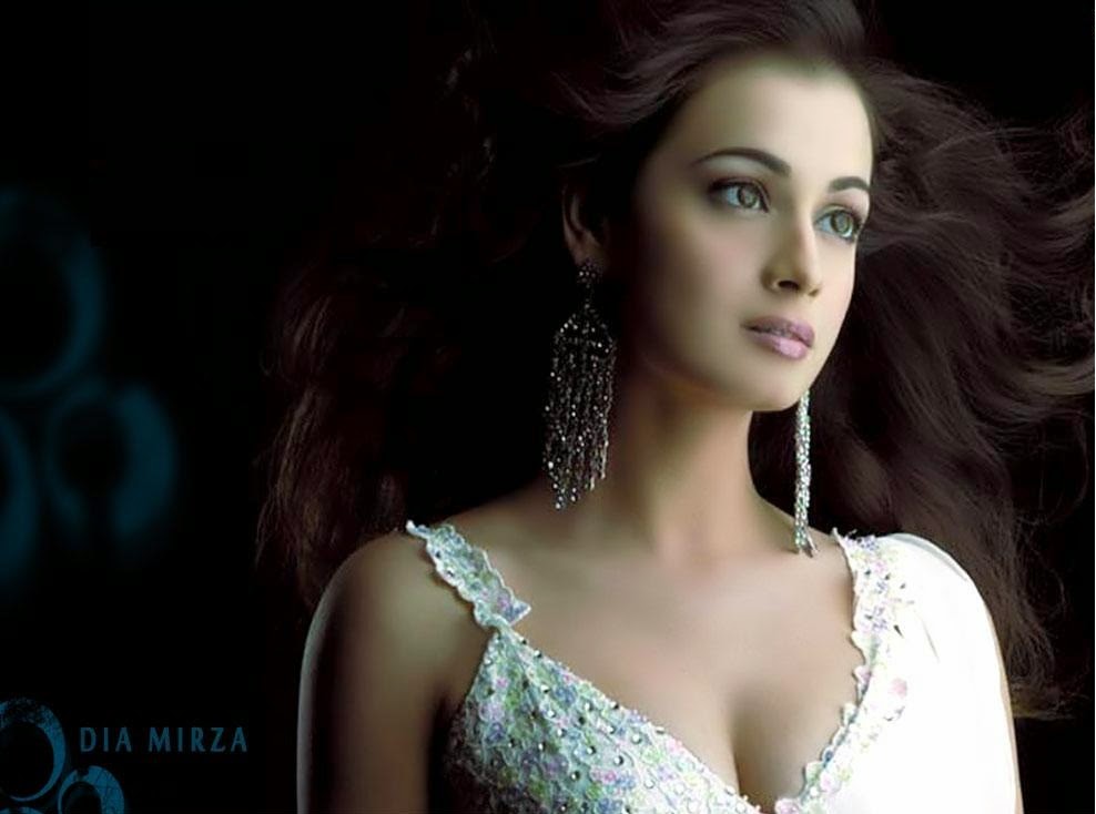 Dia Mirza High Resolution Images