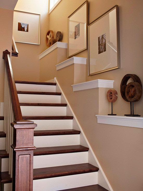 50 Creative Staircase  Wall  decorating  ideas  art frames 