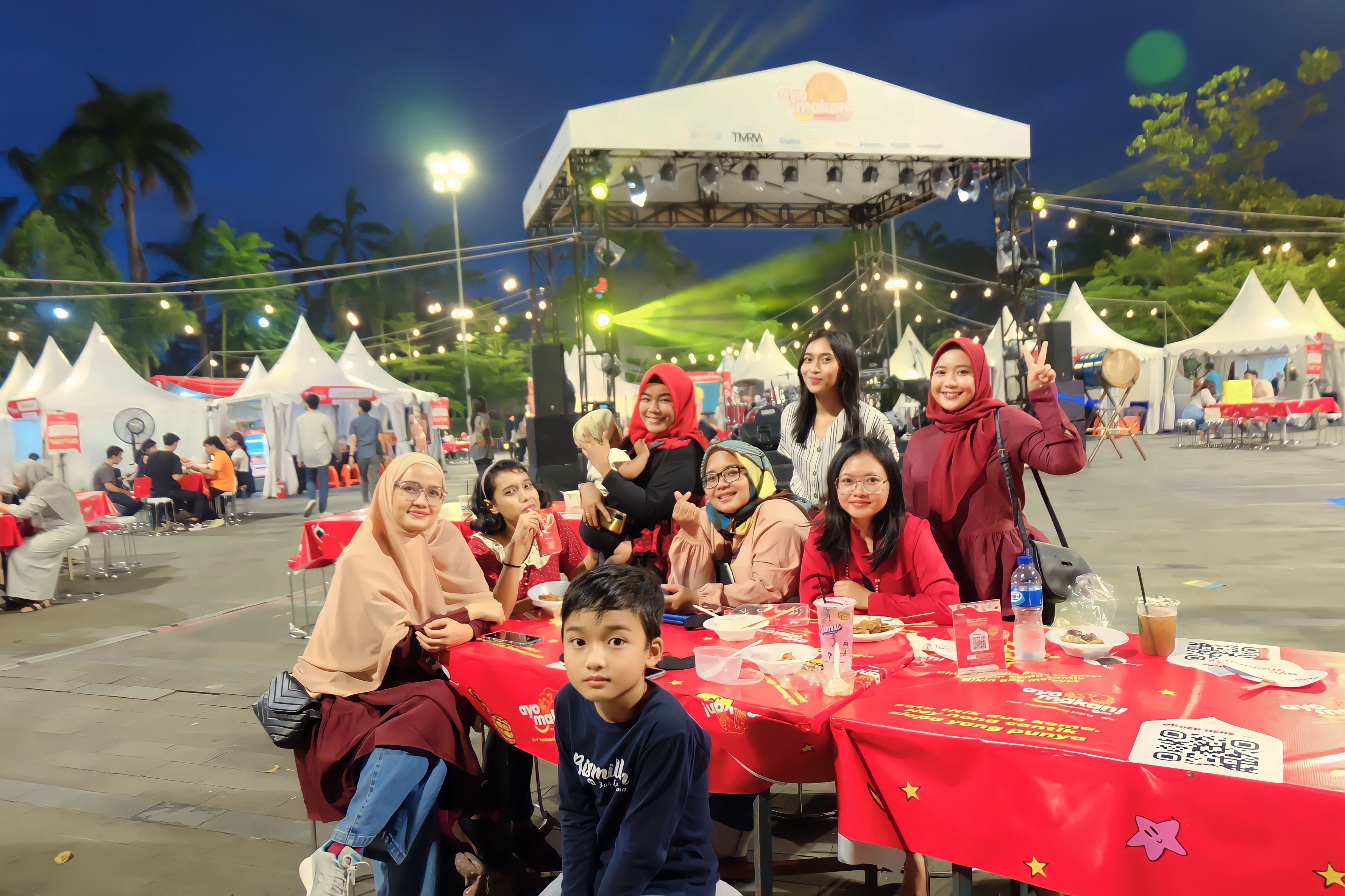 Bukber Tanpa Wacana di Event Fast, Feast, Festive Ayomakan Senayan Park