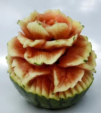 Watermelon carving art - seen at unik4u.blogspot.com