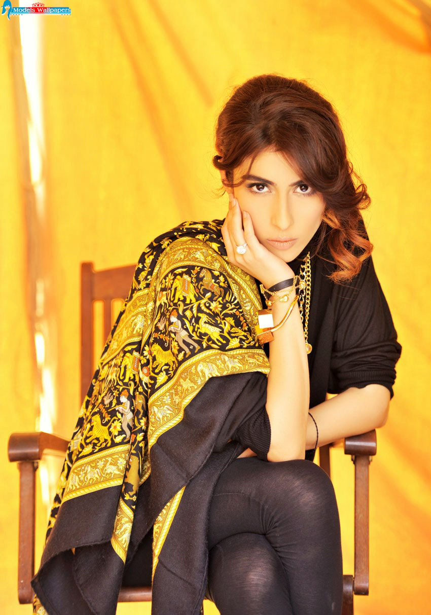 Models Accessories: Meesha Shafi
