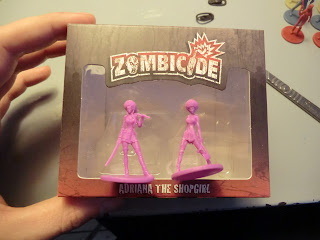 Zombicide, Kickstarter, unboxing, Season ii, Dogs, Zombie, Adriana