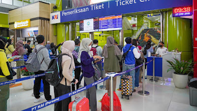 Pelanggan KA Arus Balik Melebihi Jumlah Rata-Rata Arus Mudik