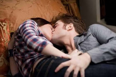 lipkiss-edward-and-bella-twilight-saga-walls-images