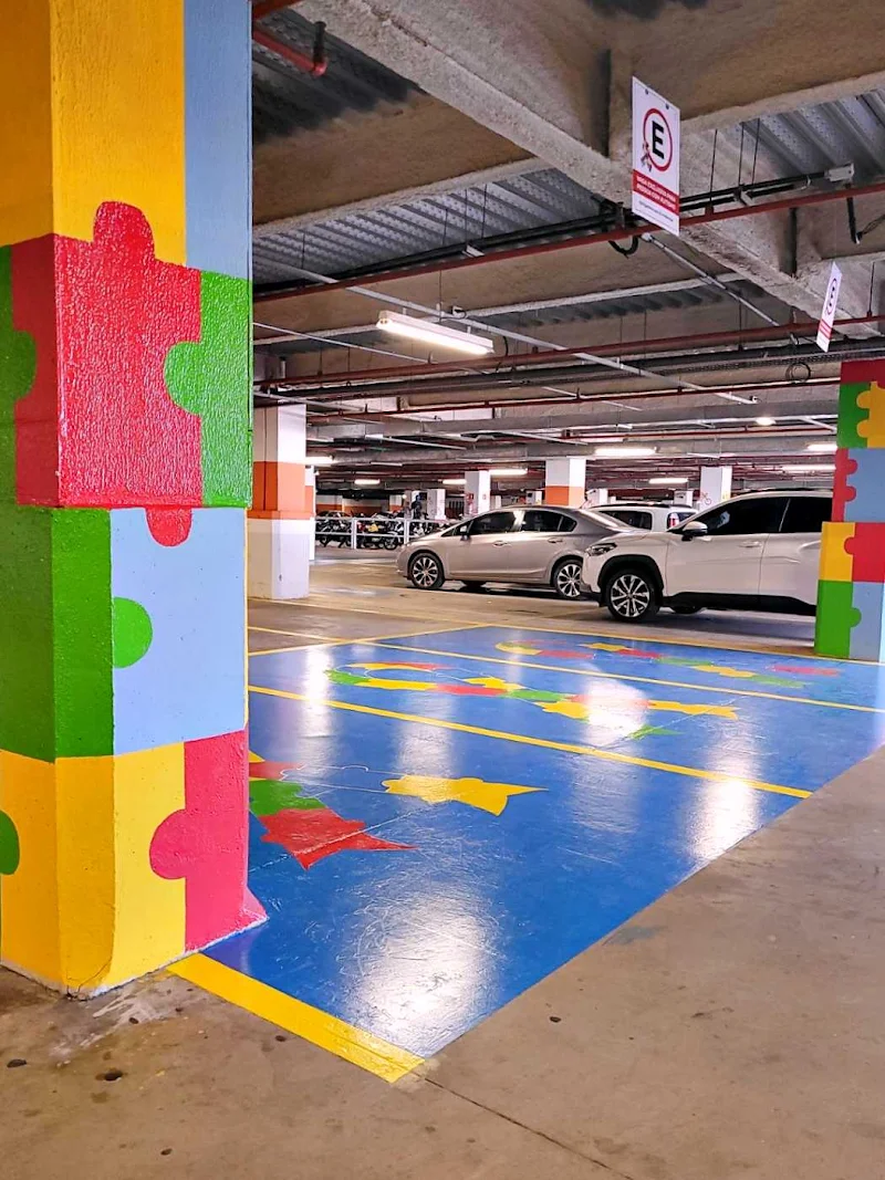 Pessoas com TEA têm vagas de estacionamento exclusivas em shopping de São Luís