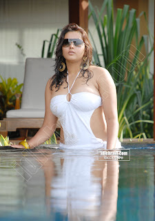 Namitha in Swimssuuitte