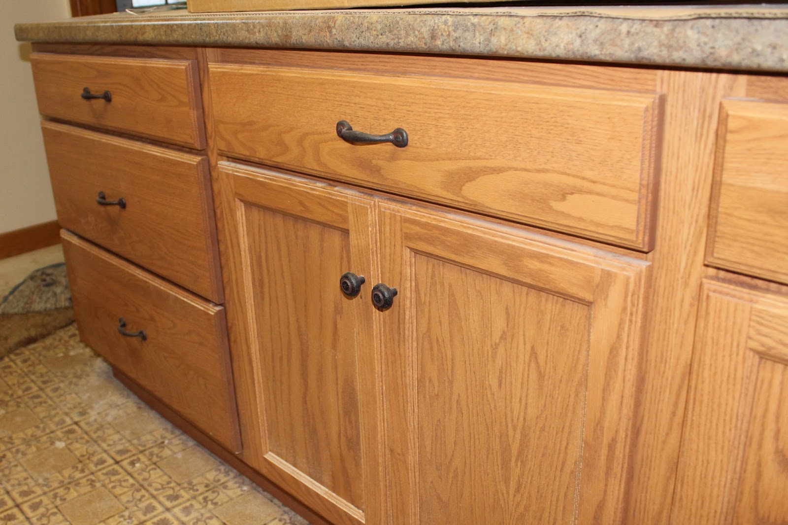 Kitchen Cabinet Knobs And Handles