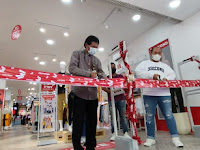 Grand Opening 3Second Store, Banjir Diskon Hingga 50 Persen