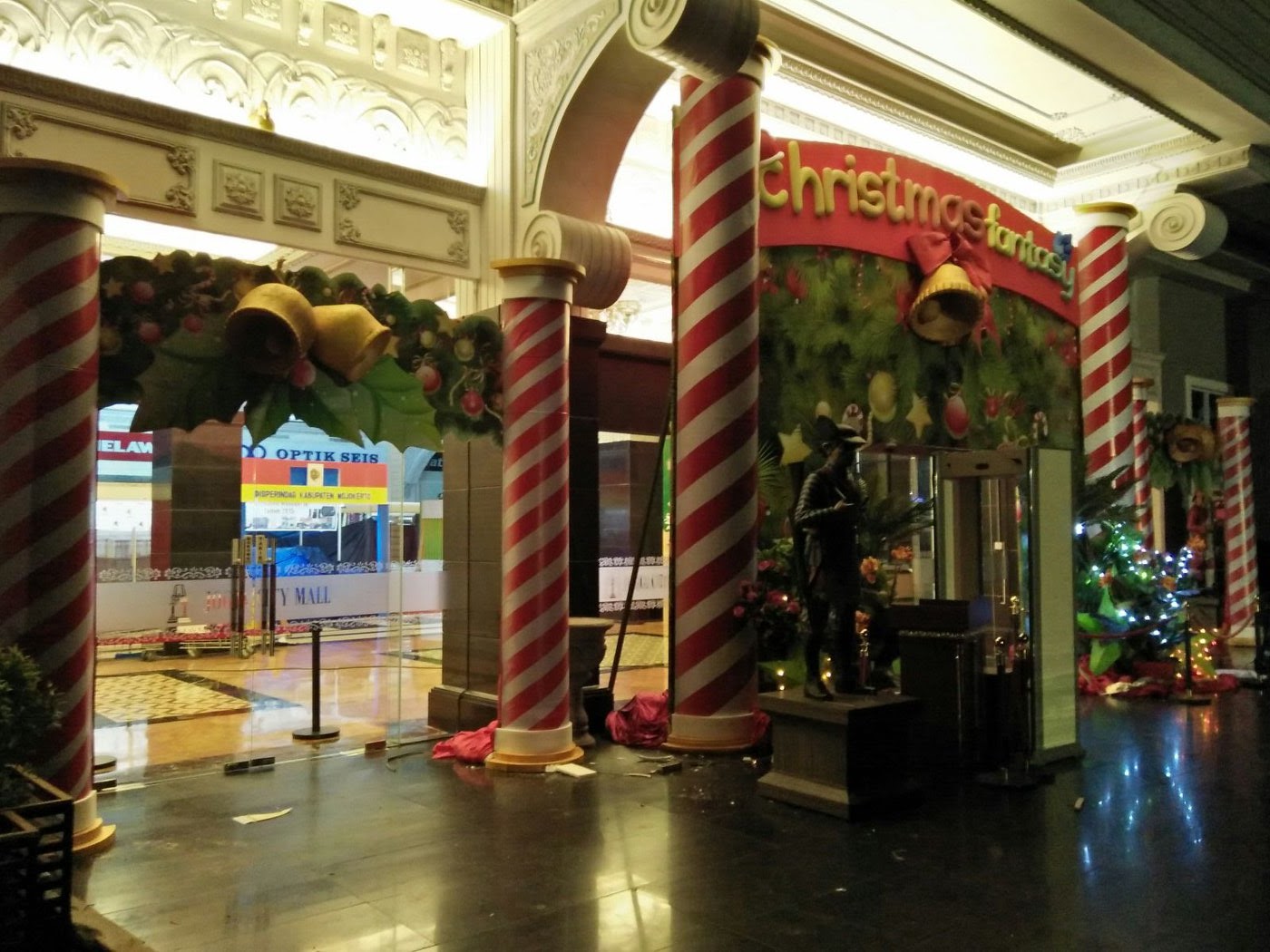  Dekorasi  Natal untuk Mall Jogja  Dekorasi  Event di Yogyakarta 