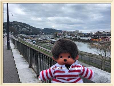 Bubbles le Monchhichi, rouen, normandie, gros horloge, kiki, jeanne d'arc, cathédrale notre dame