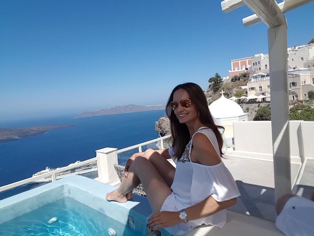 Hotel bom e barato em Santorini