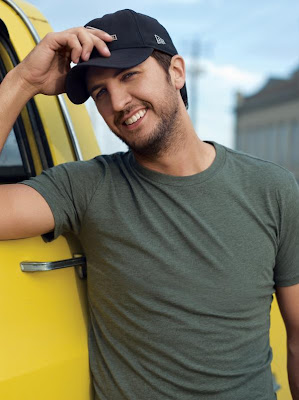 Luke Bryan Wiki, Photos & Video Songs !