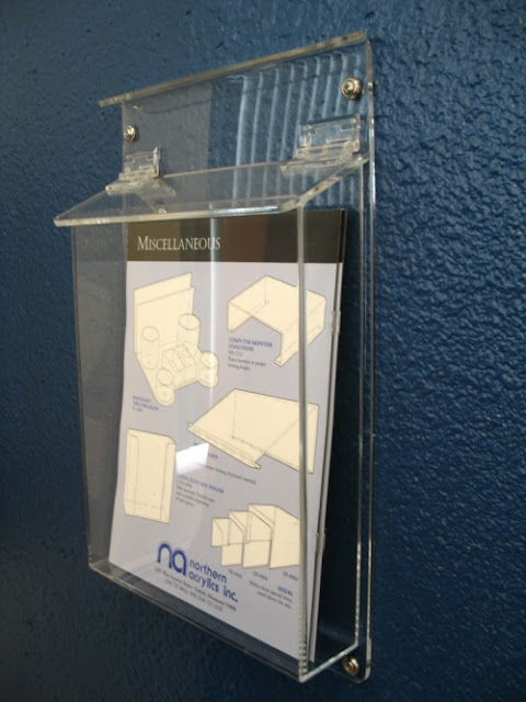 Brochure Stand Outdoor4