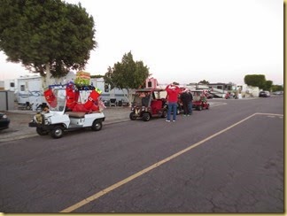 2013-12-20 - Az, Yuma - Cactus Gardens Christmas Golf Cart Parade -002