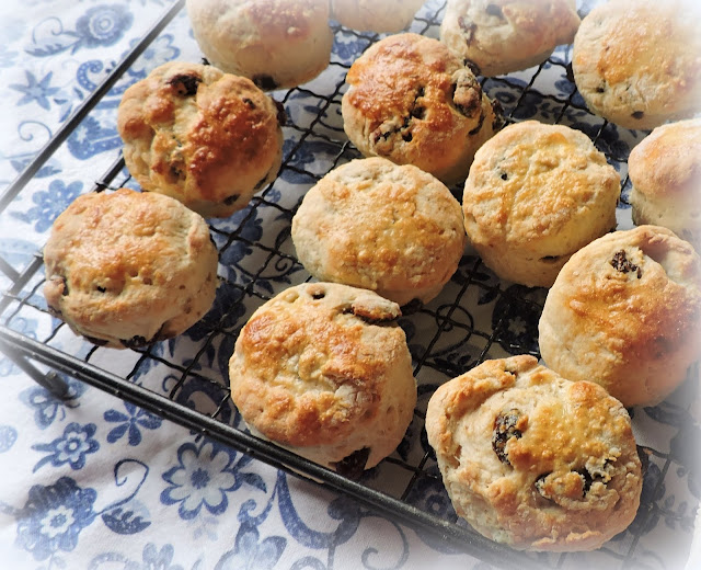 Classic English Scones