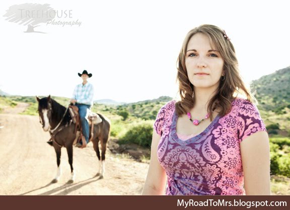 A Lasso Western Wedding DIY Centerpiece Idea