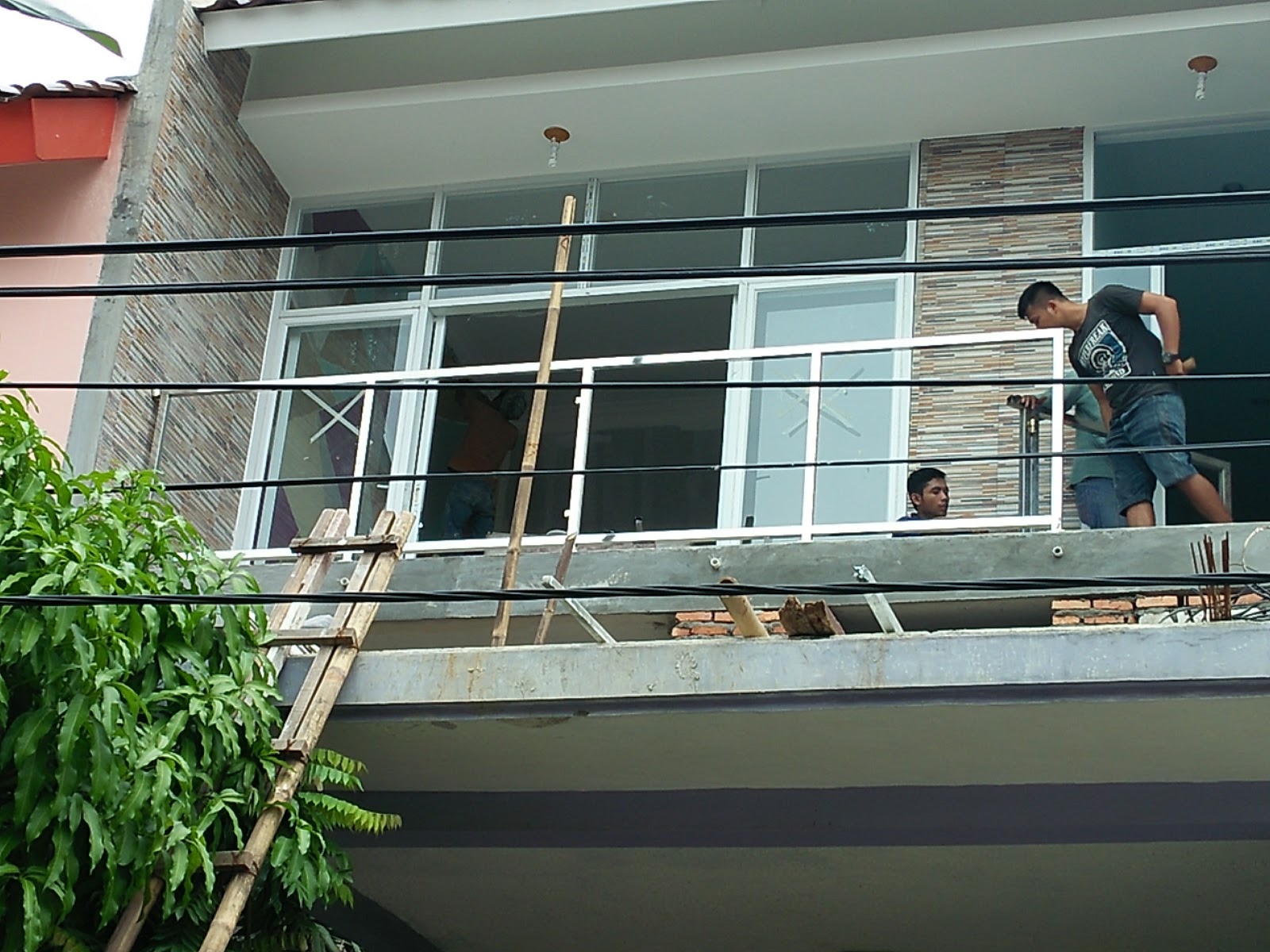  Balkon stainless Kaca di perumahan Jatinegara Indah 