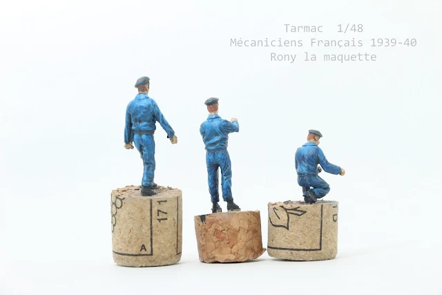 Figurines Tarmac mécaniciens français 1939-40 au 1/48.