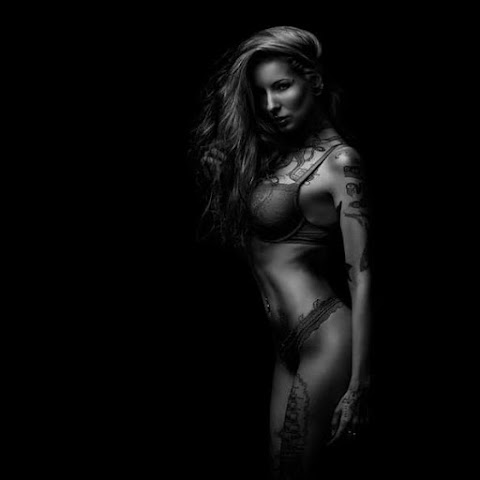 Beauty in the Dark: Tattooed Photography by Florian Böcking